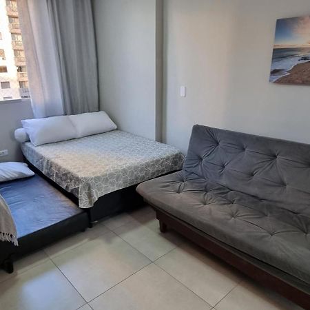 Apartamento Kit Praia Grande Na Guilhermina Frente Mar Apartment Екстериор снимка